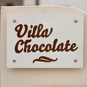 Chocolate Holiday home
